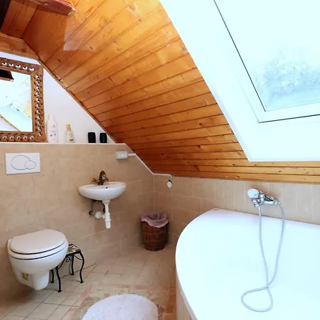 Quarto em Acomodações Particulares Vito By *