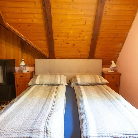 Quarto em Acomodações Particulares Vito By Bled