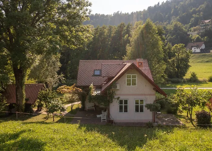 منزل للإقامة Vito By *